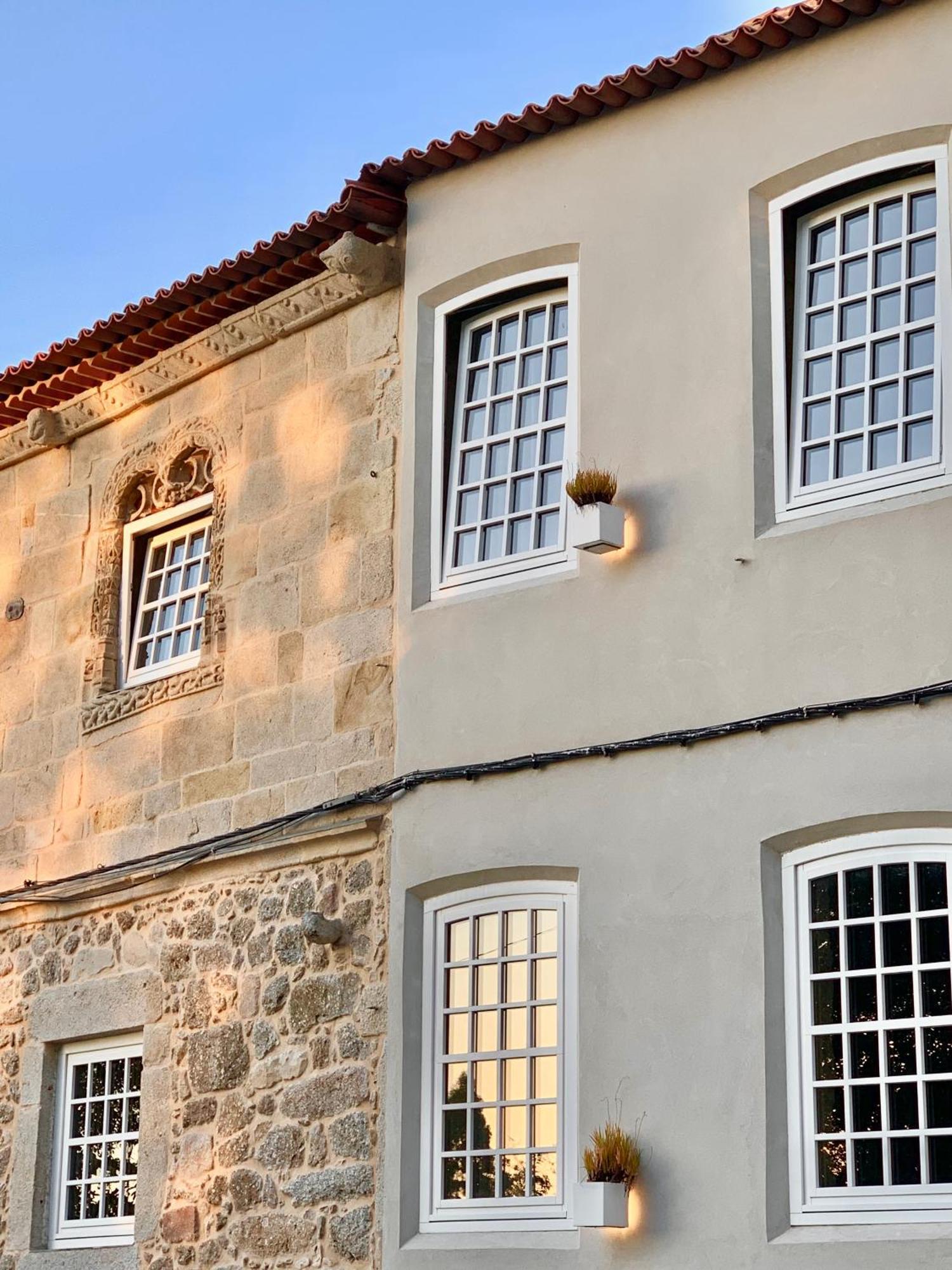 Element Apartment Viseu Bagian luar foto