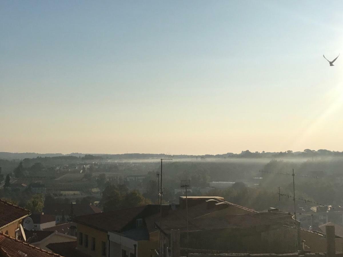 Element Apartment Viseu Bagian luar foto